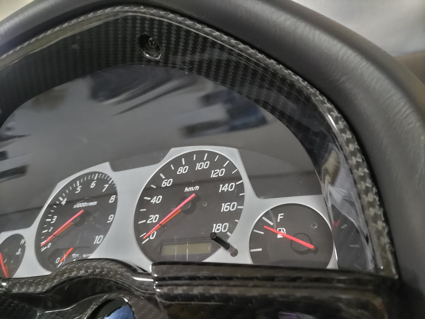 GRID RACING Meter Cover Dry Carbon - Skyline R34