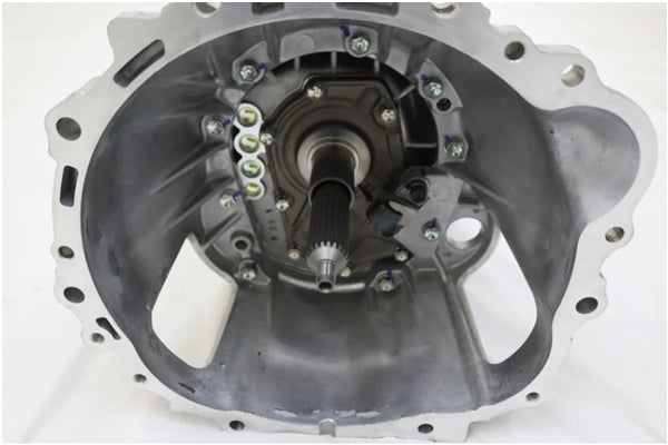 Front bell housing view of TOYOTA R154 5 Speed Manual Transmission for JZX100 Chaser Mark II, highlighting input shaft and bolt pattern.