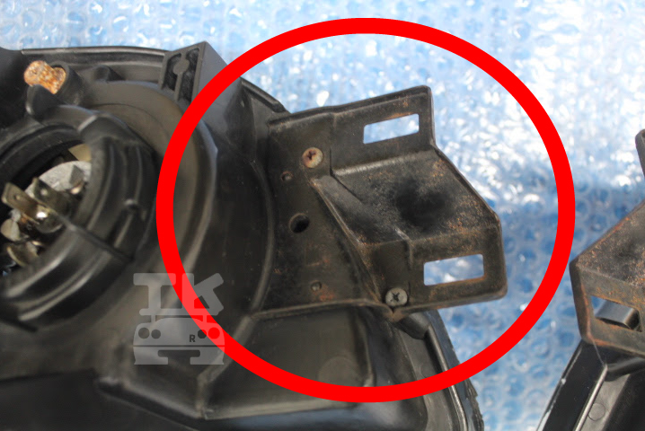Комплект кронштейнов для фар NISSAN - Skyline R32 BNR32 N1 #663101013S1