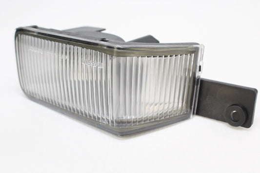 Фонарь заднего хода NISSAN - R34 BNR34 поздняя модель #663101080