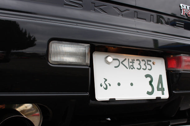 Фонарь заднего хода NISSAN - R34 BNR34 поздняя модель #663101080