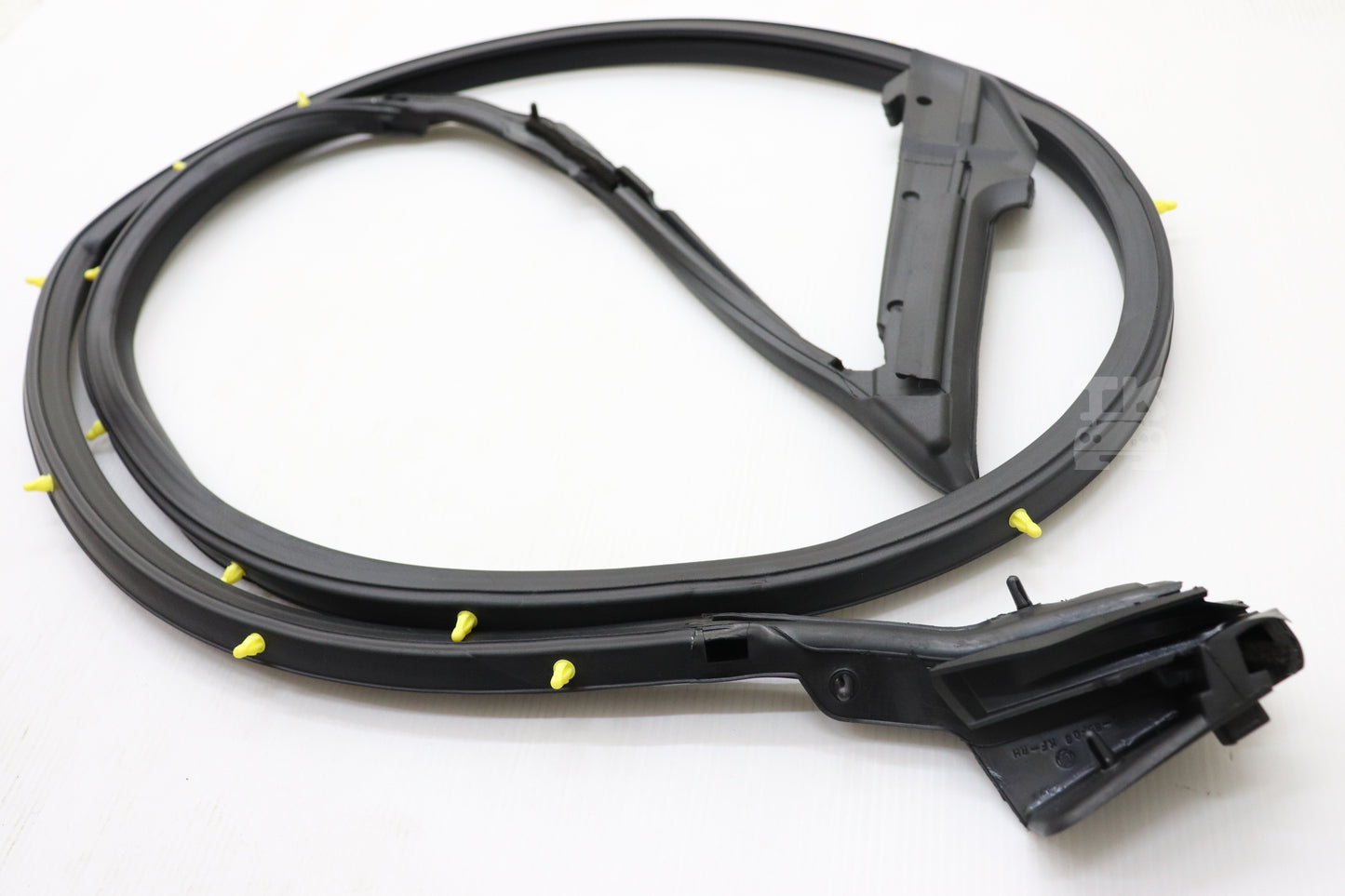Уплотнитель двери NISSAN RHS - S15 #663101634