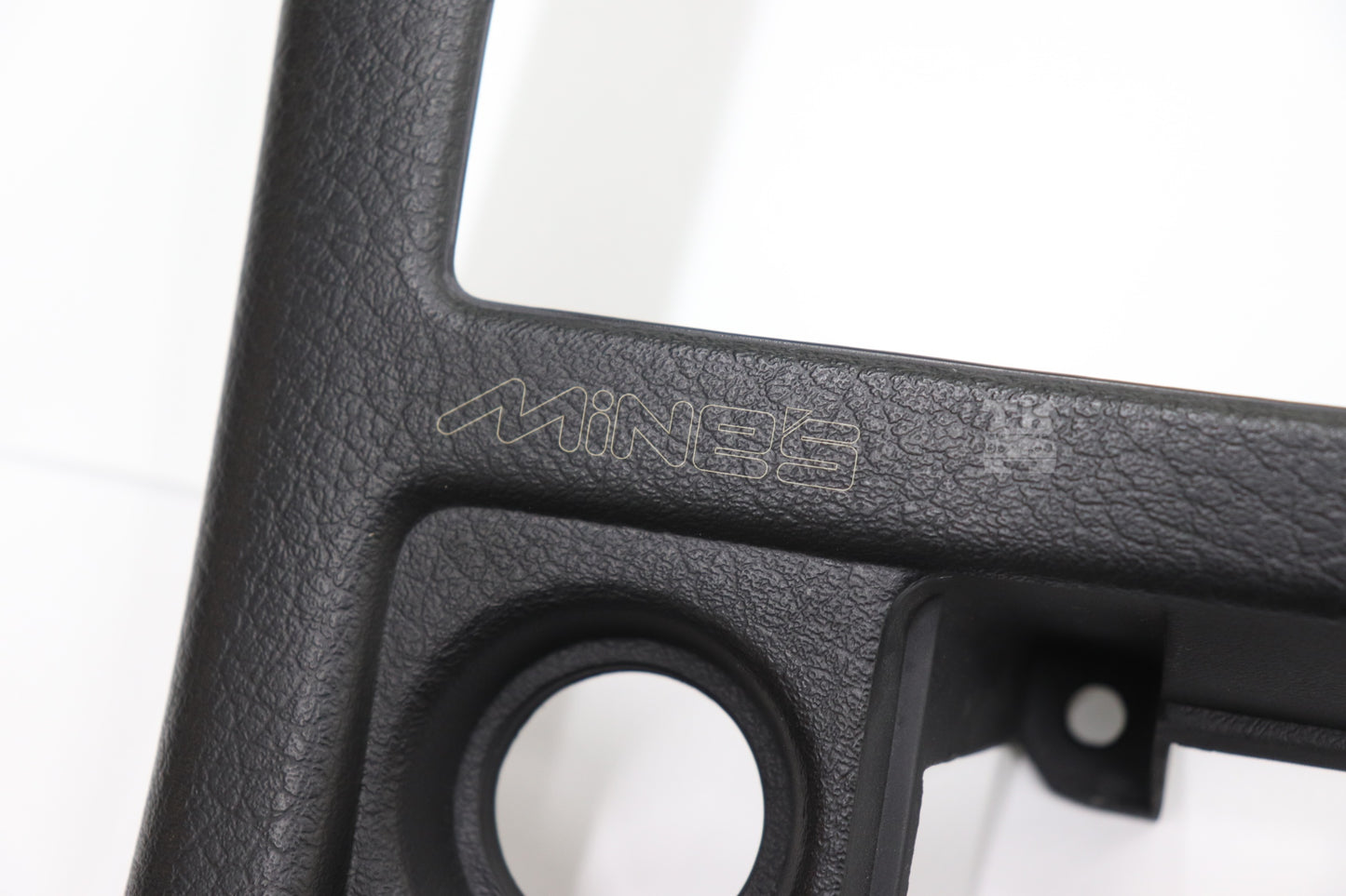 MINE'S Cluster Lid & Shift Boot Trim - BNR32 Late Model #875111048S1