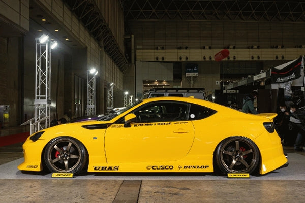 Задний бампер URAS HARIDASHI — 86 BRZ FR-S ##901101313