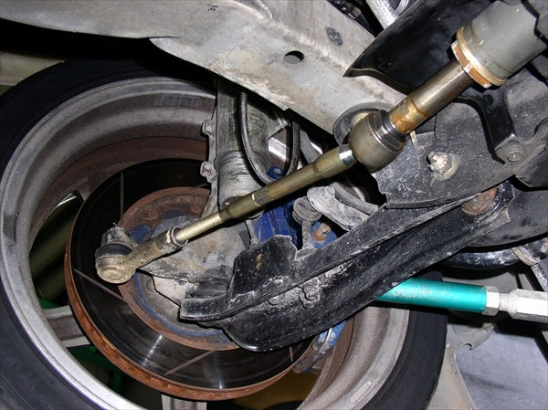 URAS Super Reinforced Tie Rod - Skyline R32 R33 R34 ##901131006