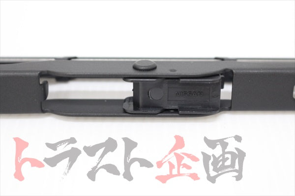 Щетка стеклоочистителя NISSAN правая - R32 BNR32 #663101266