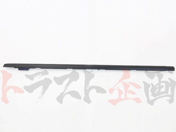 OEM Nissan Door Outer Molding RHS - S14 #663101418 - Trust Kikaku