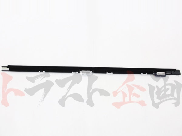 OEM Nissan Door Outer Molding RHS - S14 #663101418 - Trust Kikaku