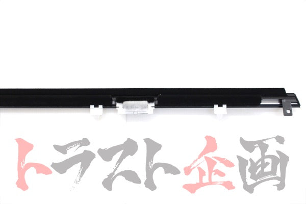 OEM Nissan Outer Door Moulding RHS - S15 #663101517 - Trust Kikaku