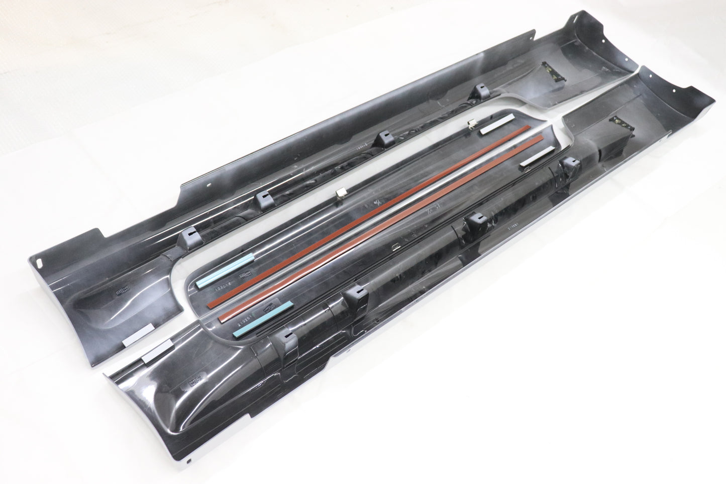 Комплект боковых юбок NISMO LH и RH - Skyline BCNR33 #660102063