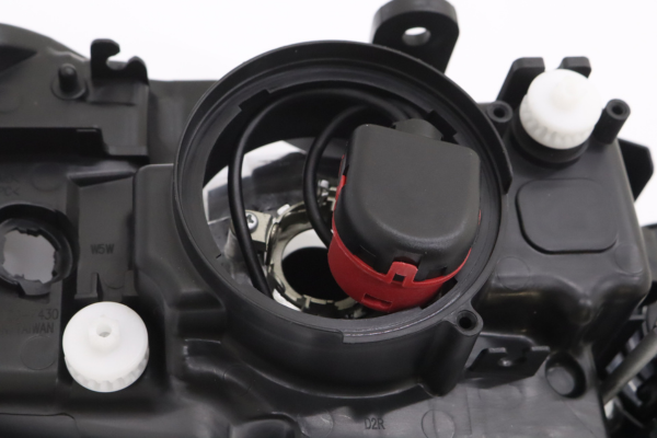 WISE SQUARE Xenon Headlight Housing LHS - Skyline R34/GT-R BNR34 Early Model ##107241016