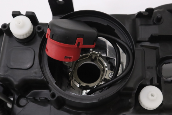 WISE SQUARE Xenon Headlight Housing RHS - Skyline R34/GT-R BNR34 Late Model ##107241018