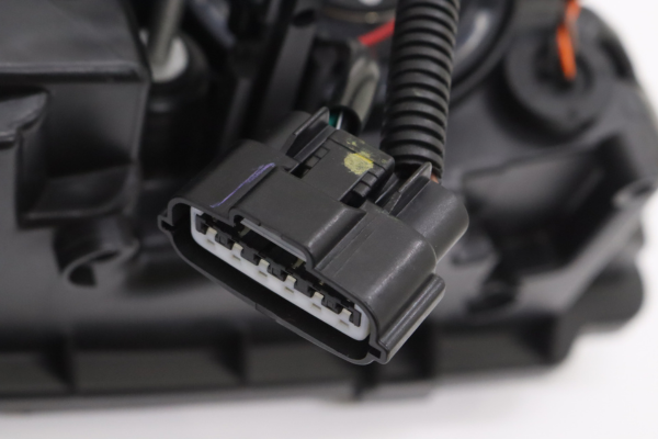 WISE SQUARE Xenon Headlight Housing LHS - Skyline R34/GT-R BNR34 Late Model ##107241019