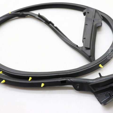 NISSAN Door Weatherstrip RHS - S15 #663101634 NISSAN