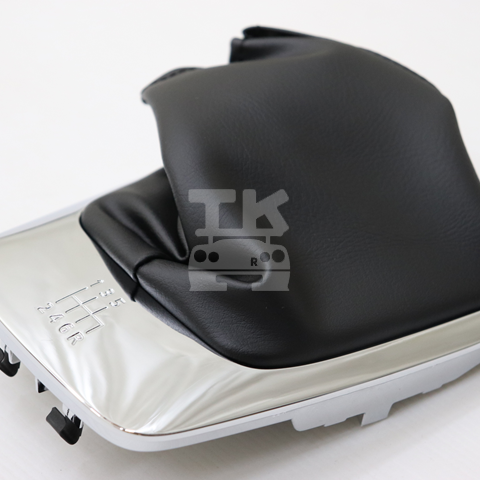 NISSAN Shift Boot Console - S15 2000/10- #663111528 NISSAN