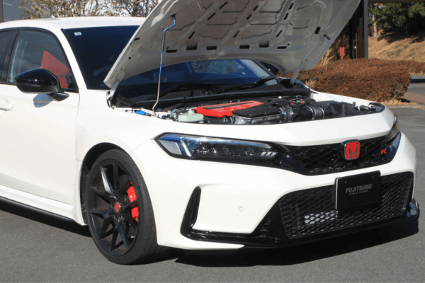 FUJITSUBO EXH+ Hood Support installed on a Honda Civic Type R FL5 with hood open, showcasing titanium burnt color gradation rod.