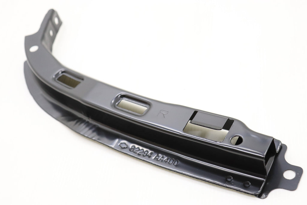 NISSAN Front Bumper Lower Retainer RH - Skyline BNR34 #663101682 NISSAN
