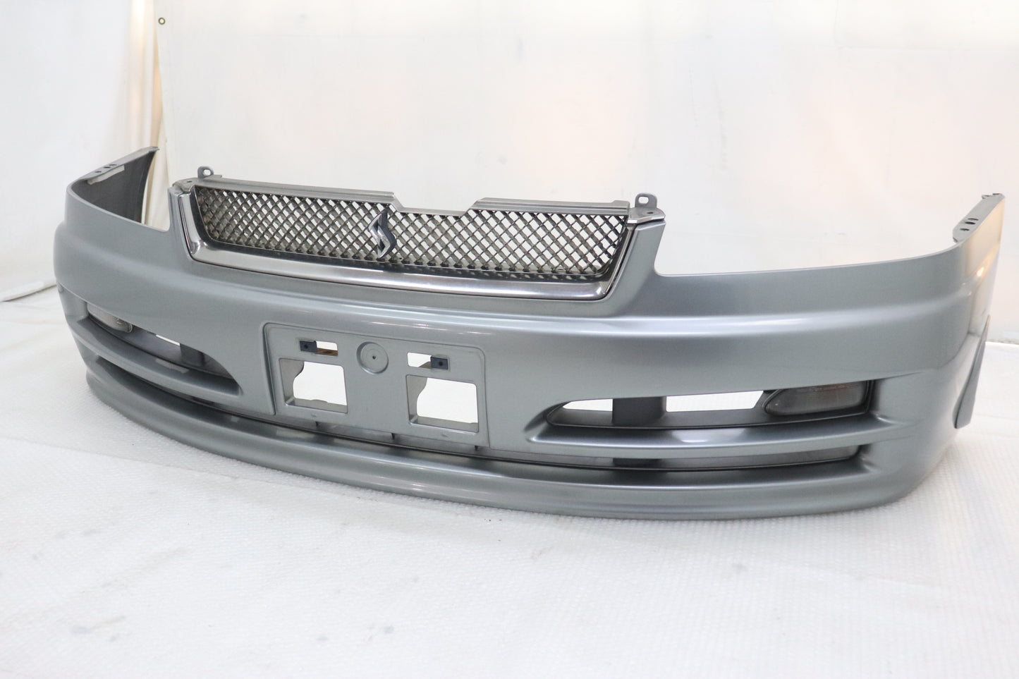 [USED] NISSAN Front Bumper - Skyline ER34 25GT Turbo (Late Model) 4-Door