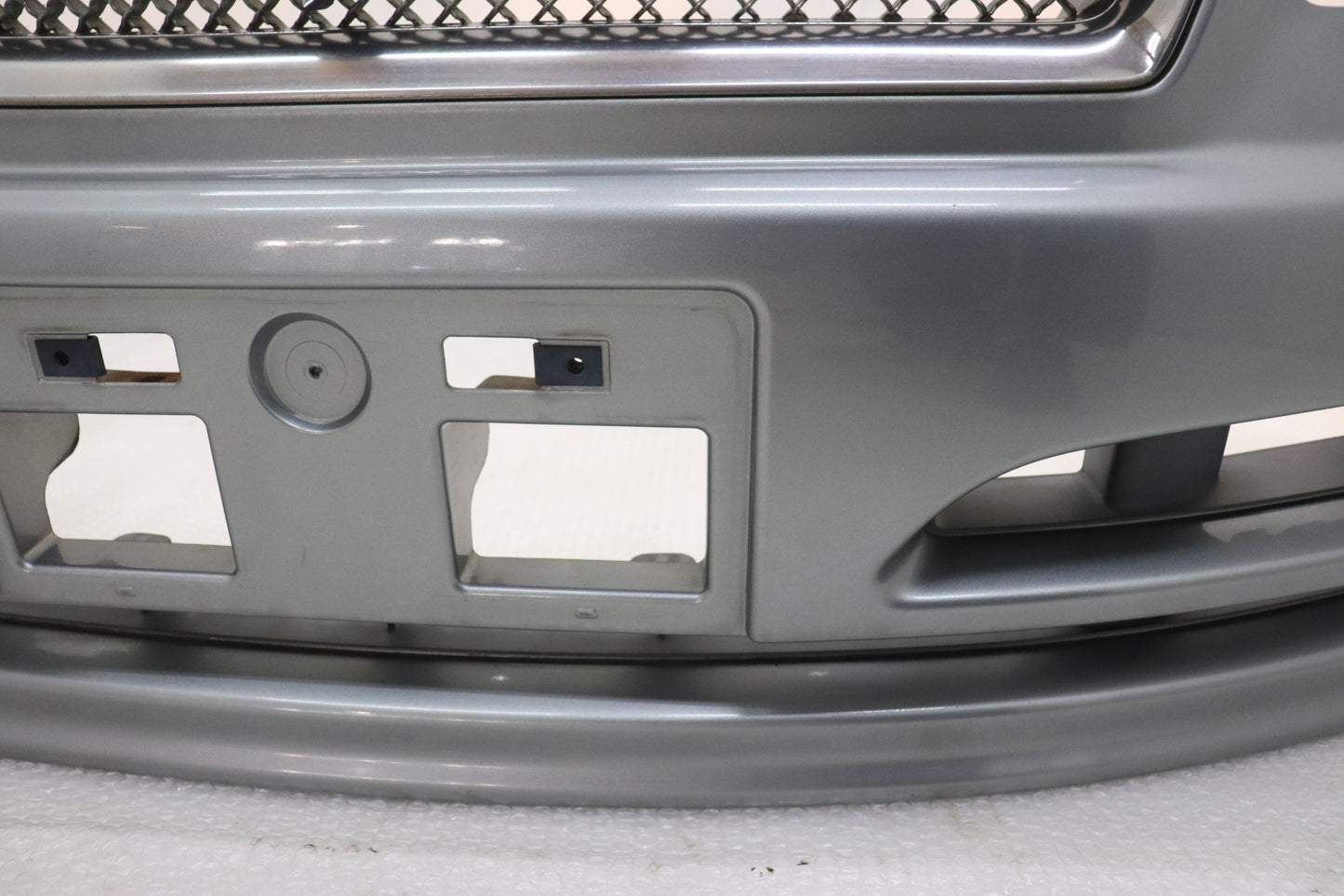 [USED] NISSAN Front Bumper - Skyline ER34 25GT Turbo (Late Model) 4-Door