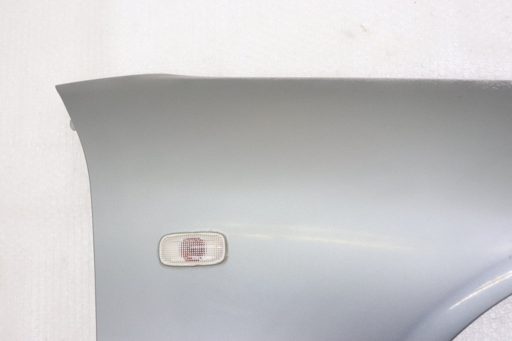 [USED] NISSAN Front Fender RHS (Driver’s Side) – Skyline ER34 25GT Turbo (Late Model) 4-Door #1100333115
