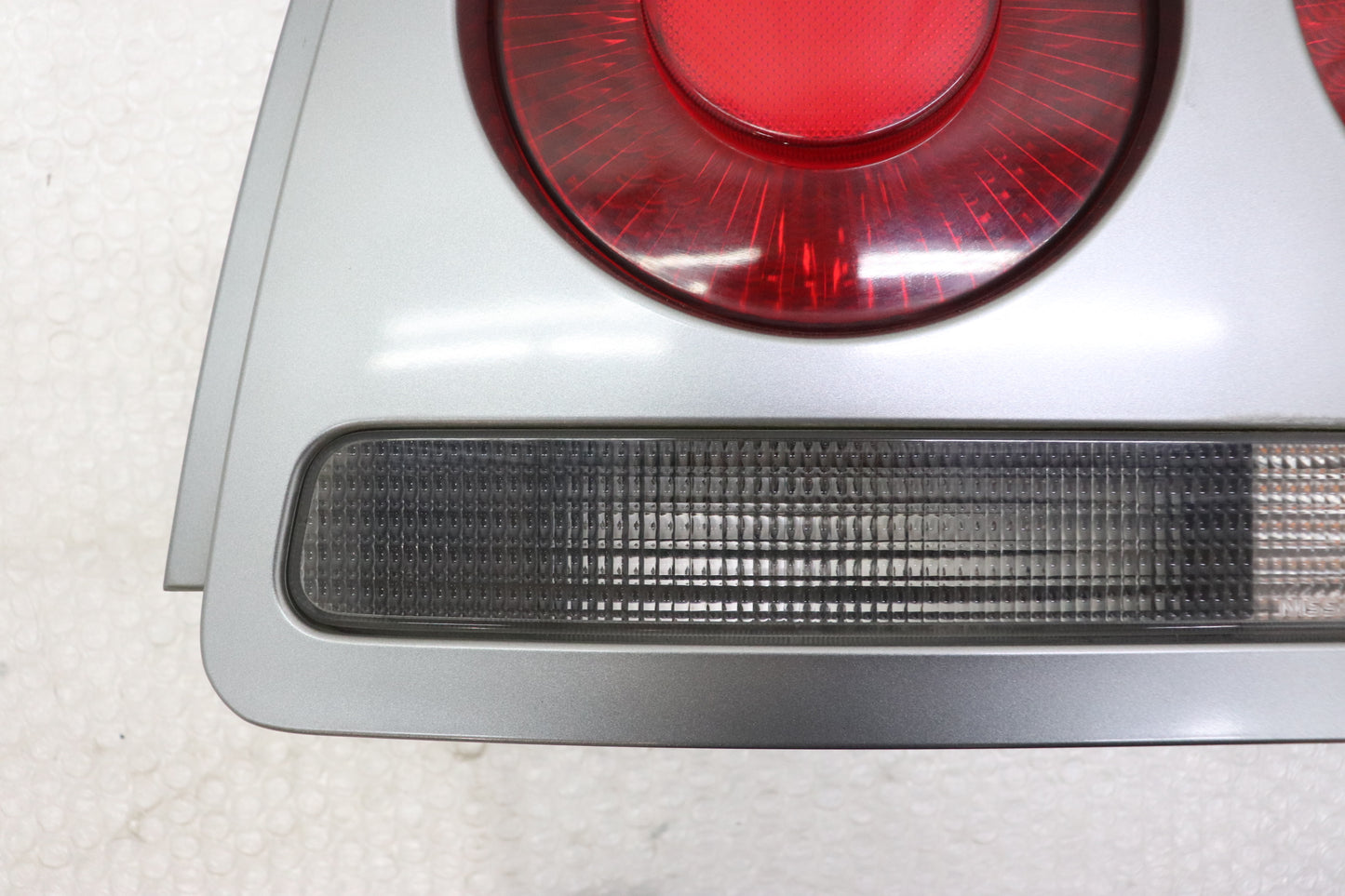 [USED] NISSAN Tail Light (Driver Side) – Nissan Skyline ER34 25GT Turbo (Late Model) 4-Door #1100333119