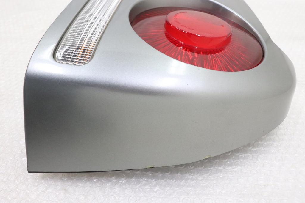 [USED] NISSAN Tail Lamp RHS (Driver's Side) – Skyline ER34 25GT Turbo (Late Model) 4-Door #1100333119
