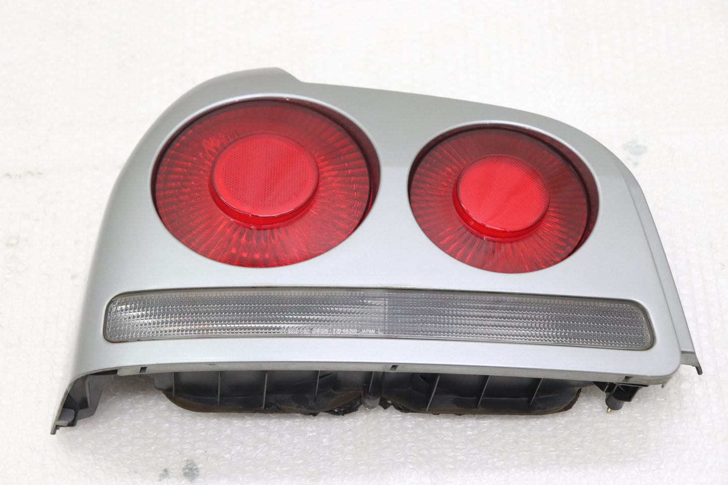 [USED] NISSAN Tail Light (Passenger Side) – Skyline ER34 25GT Turbo (Late Model) 4-Door #1100333120