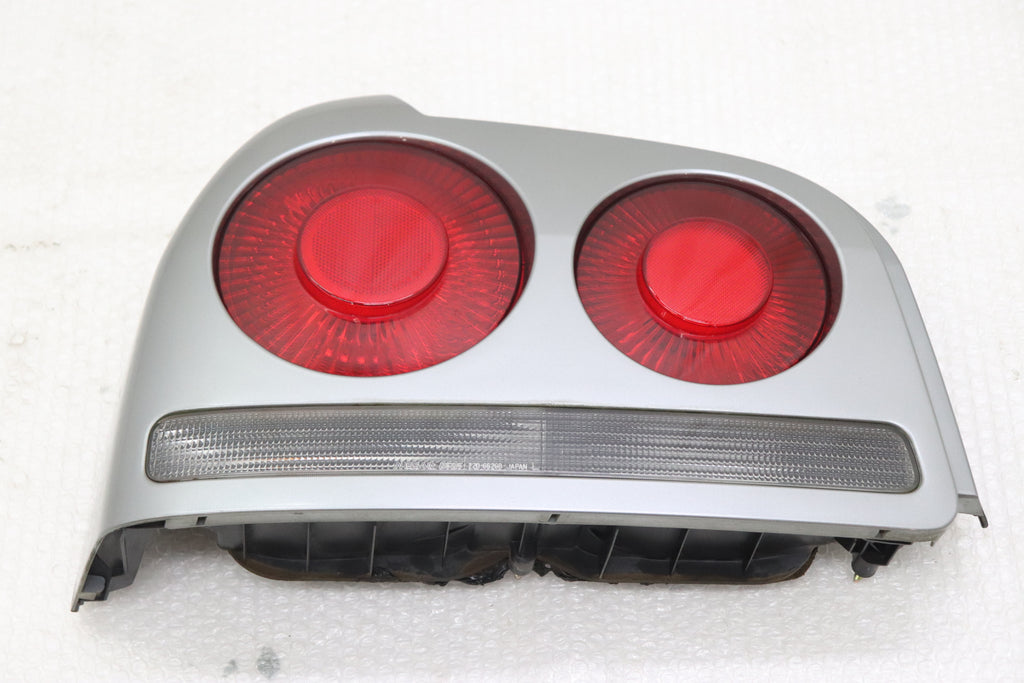 [USED] NISSAN Tail Lamp LHS (Passenger's Side) – Skyline ER34 25GT Turbo (Late Model) 4-Door #1100333120
