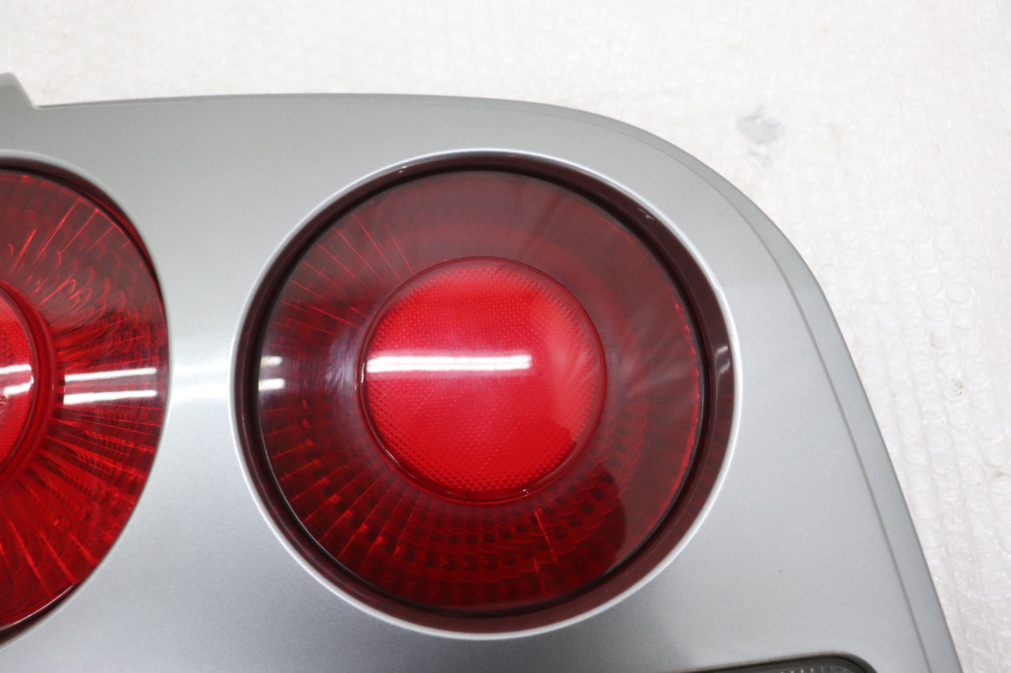[USED] NISSAN Tail Light (Passenger Side) – Skyline ER34 25GT Turbo (Late Model) 4-Door #1100333120