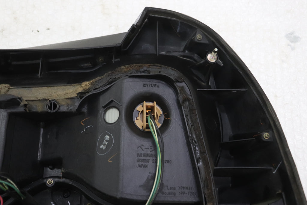 [USED] NISSAN Tail Lamp LHS (Passenger's Side) – Skyline ER34 25GT Turbo (Late Model) 4-Door #1100333120