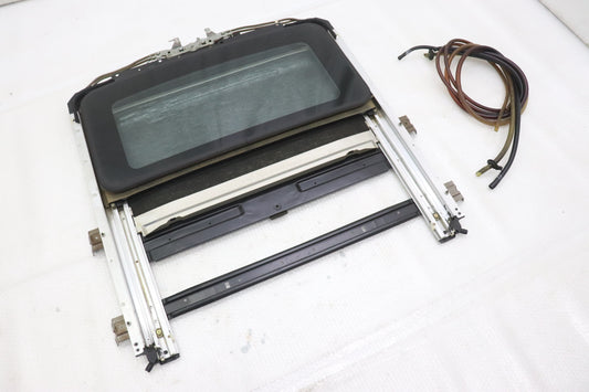 [USED] NISSAN Sunroof Rare – Skyline ER34 25GT Turbo (Late Model) 4-Door #1100333177