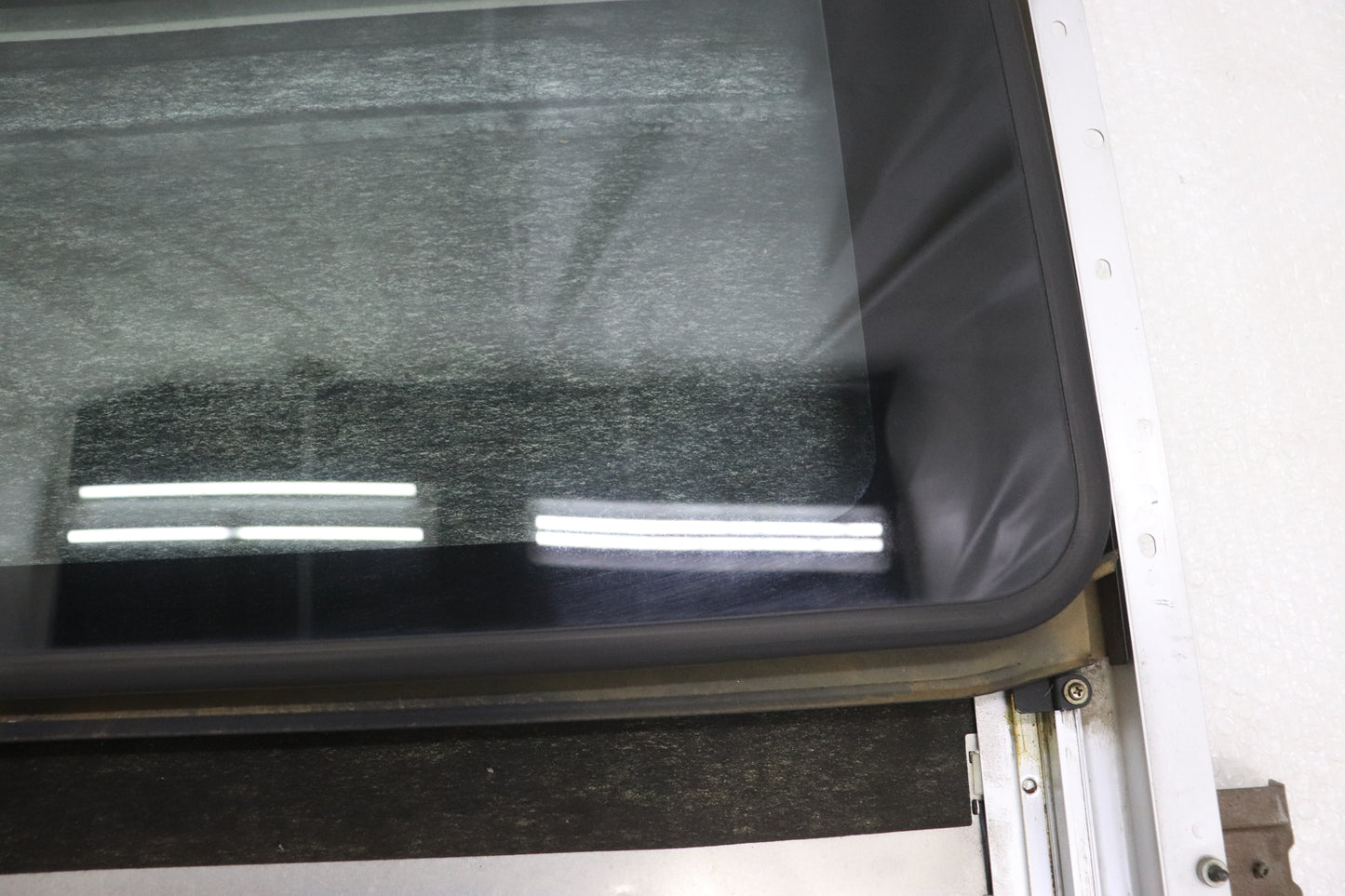 [USED] NISSAN Sunroof Rare – Skyline ER34 25GT Turbo (Late Model) 4-Door #1100333177
