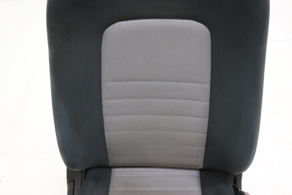 [USED] NISSAN Driver's Seat RHS – Skyline ER34 25GT Turbo (Late Model) 4-Door #1100333201
