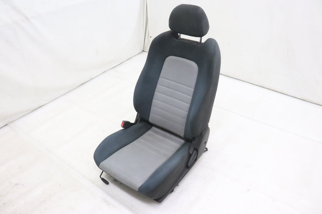 [USED] NISSAN Passenger's Seat LHS – Skyline ER34 25GT Turbo (Late Model) 4-Door #1100333202