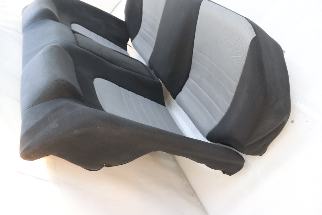 [USED] NISSAN Rear Seat Set – Skyline ER34 25GT Turbo (Late Model) 4-Door #1100333203
