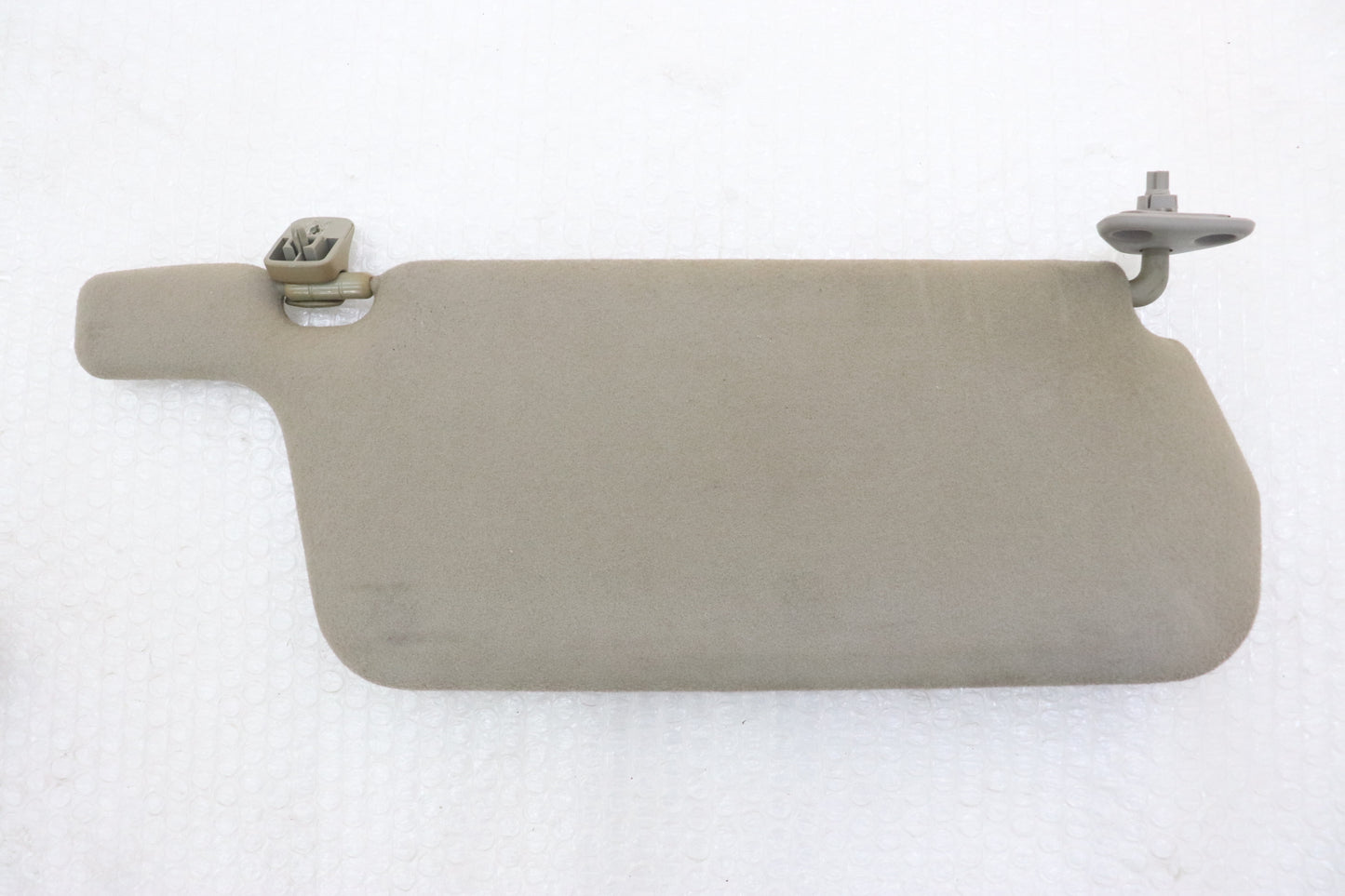 [USED] NISSAN Sun Visor Set (LH & RH) – Skyline ER34 25GT Turbo (Late Model) 4-Door #1100333215