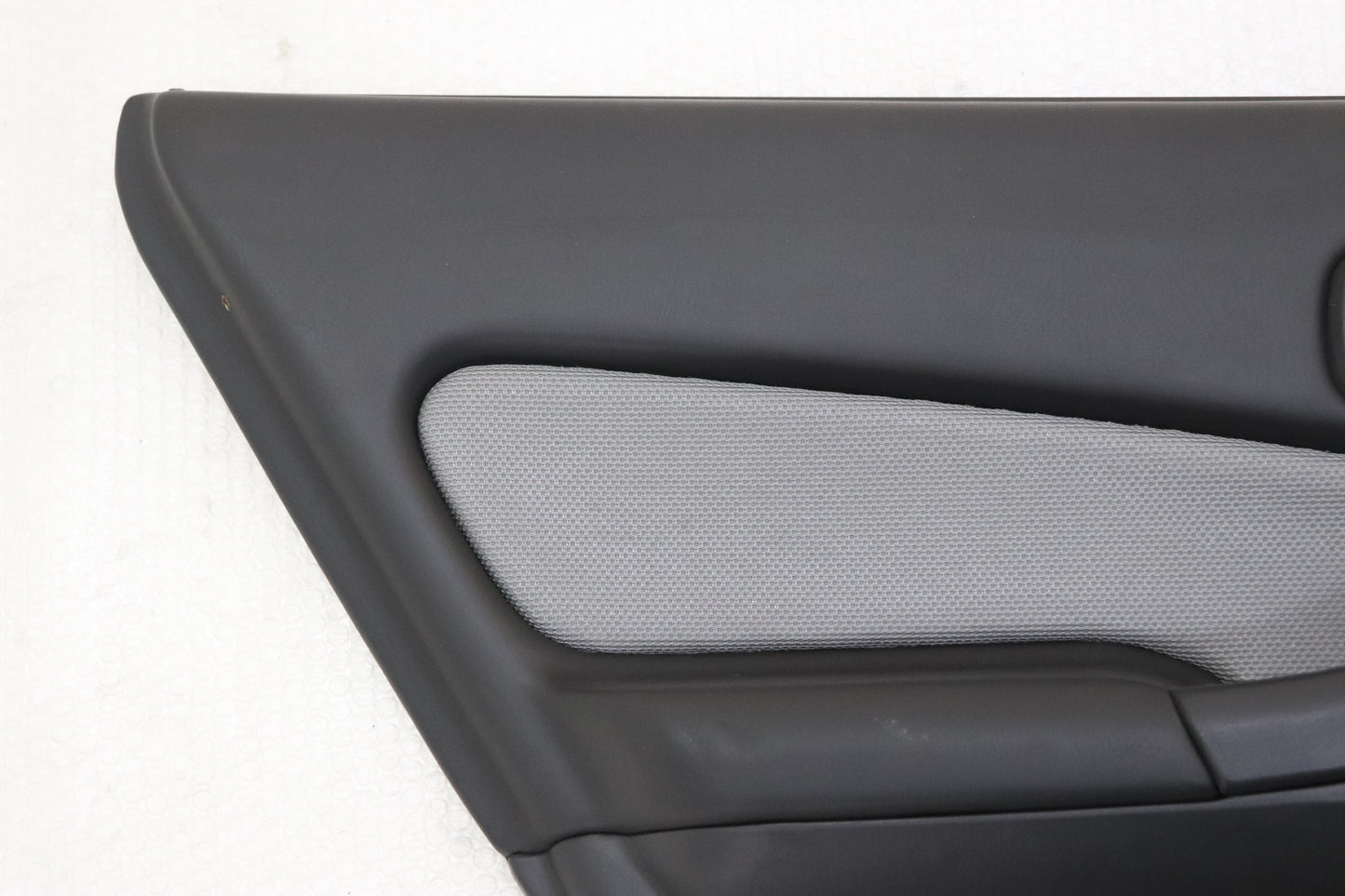[USED] NISSAN Rear Door Trim Panel (Passenger Side) – Skyline ER34 25GT Turbo (Late Model) 4-Door #1100333226