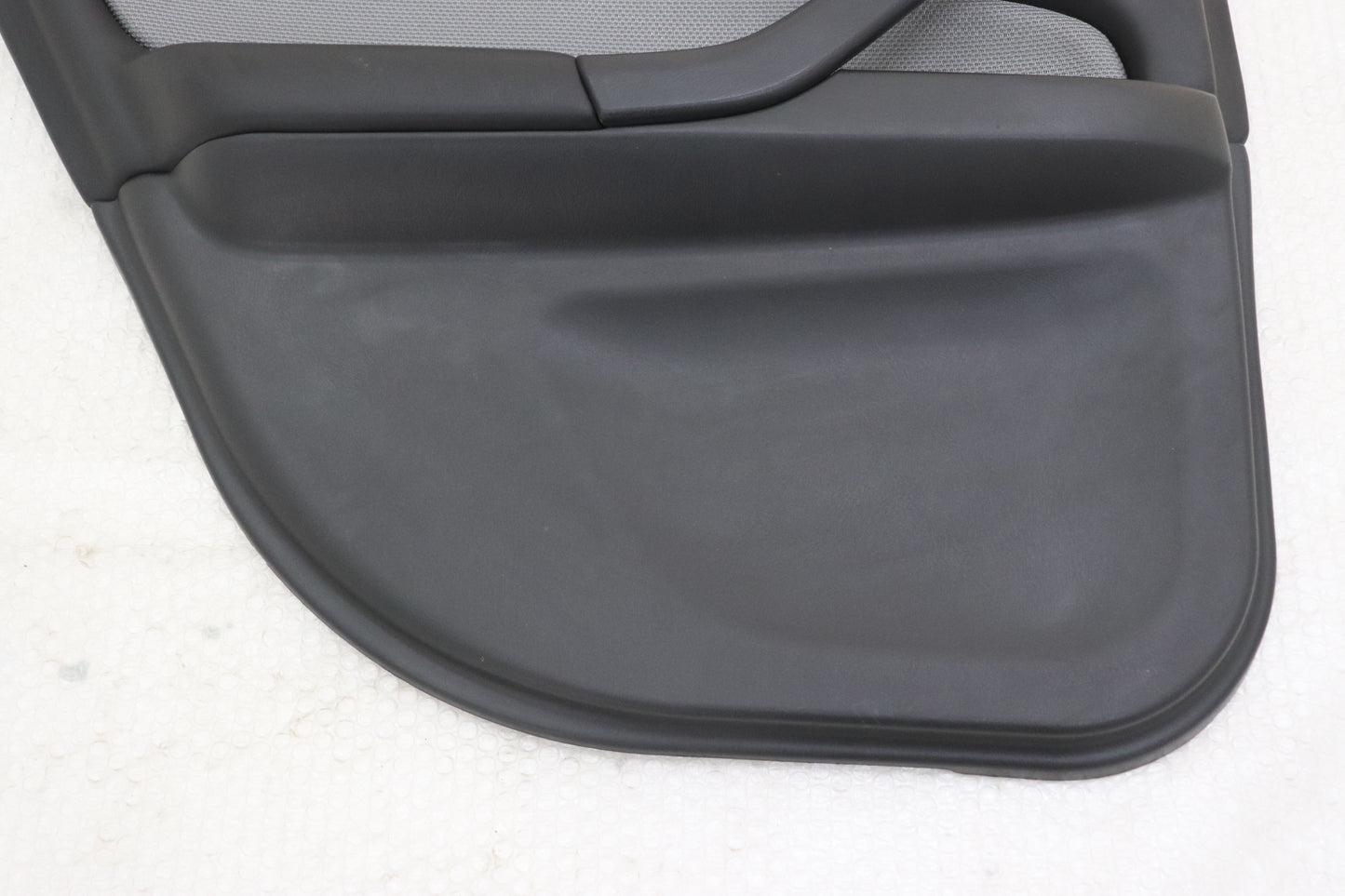 [USED] NISSAN Rear Door Trim Panel (Passenger Side) – Skyline ER34 25GT Turbo (Late Model) 4-Door #1100333226