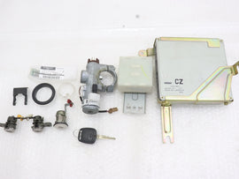 [USED] NISSAN Key Cylinder Set with ECU – Skyline ER34 25GT Turbo (Late Model) 4-Door #1100333249