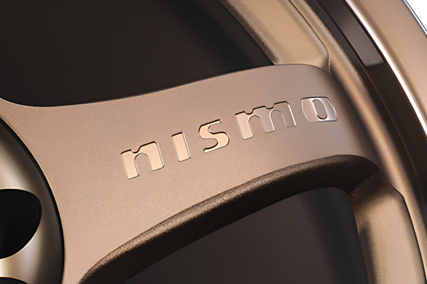 NISMO LMGT4 EVO Machining Logo 19 Inch - Bronze / Set of 2