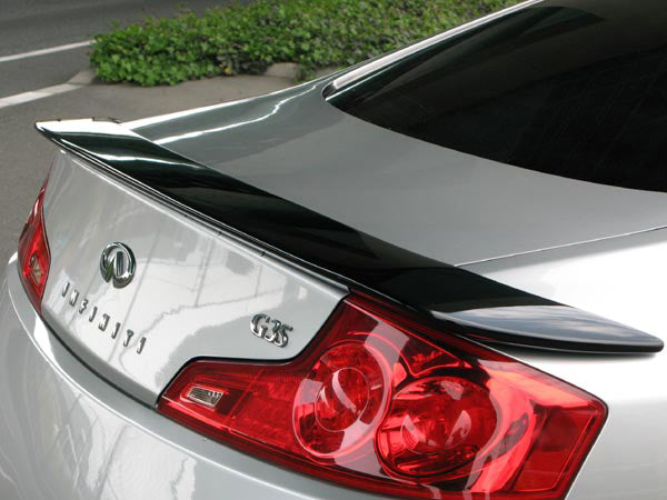 URAS Trunk Spoiler FRP - V35 Coupe Early Model ##901101011