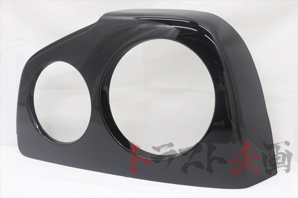 NISSAN Rear Tail Lamp Cover RHS Black Pearl GV1 - R34 2 Doors #663101384