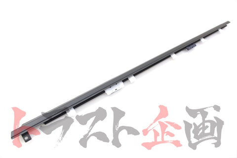OEM Nissan Outer Door Moulding RHS - S15 #663101517 - Trust Kikaku