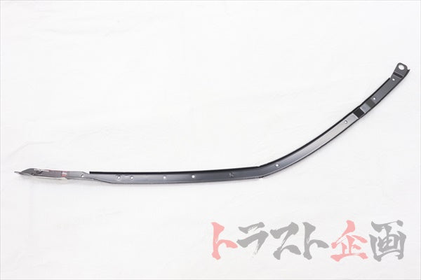 Верхняя пластина переднего бампера Mitsubishi, правая - Evo 7/8/9 CT9A ##868101013 