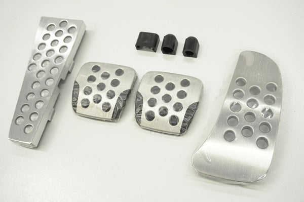 NISSAN Aluminum Pedal Cover and Footrest Cover Set - Skyline BNR34 18016-AB000 #663111101S2 NISSAN