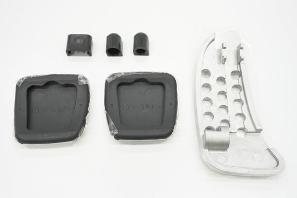 NISSAN Aluminum Pedal Cover Set - Skyline BNR34 18016-AB000 46531-AB000 #663111101S1 NISSAN