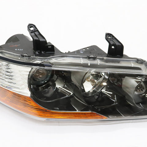 Корпус галогенной фары MITSUBISHI, правая — Evolution 9 ##868101036 